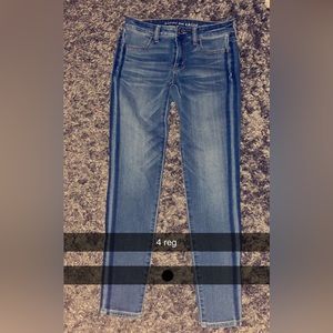 american eagle size 4